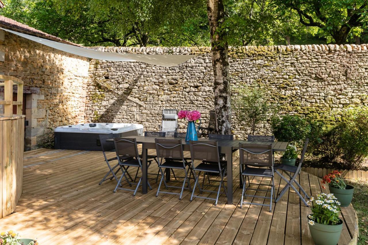 Wonderful House In Sarlat Center With Heated Pool & Jaccuziヴィラ エクステリア 写真